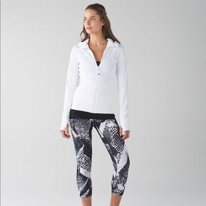 Lululemon Wunder Under Crop III *Full-On Luon